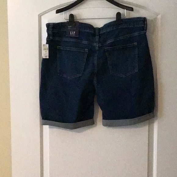 Gap women denim 9” Bermuda shorts size 20/35 new stretch midrise - Picture 2 of 9